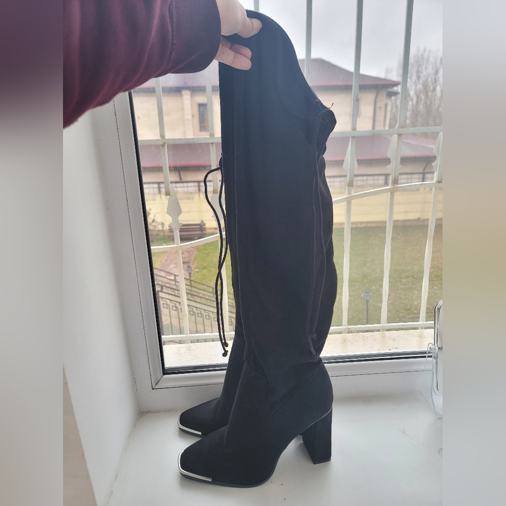 BCBGeneration Suede high boots